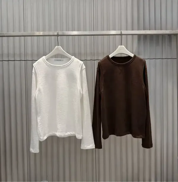 Minimalist Comfortable Long Sleeve T-Shirt for Spring and Autumn
