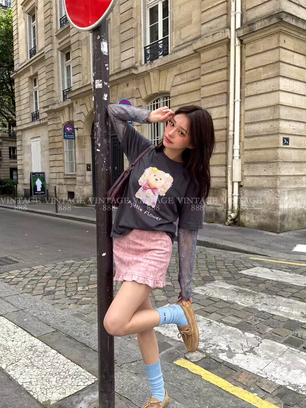 Cute Floral Pattern Women's T-Shirt, Comfortable Casual Style