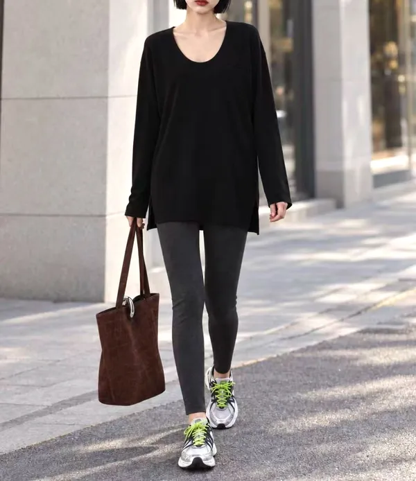 Stylish and Comfortable Women's Leggings, Perfectly Paired with Any Top