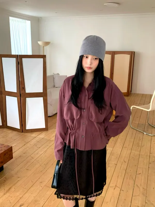 ファッショナブルなカジュアル女性用シャツ、エレガントで春秋にぴったり