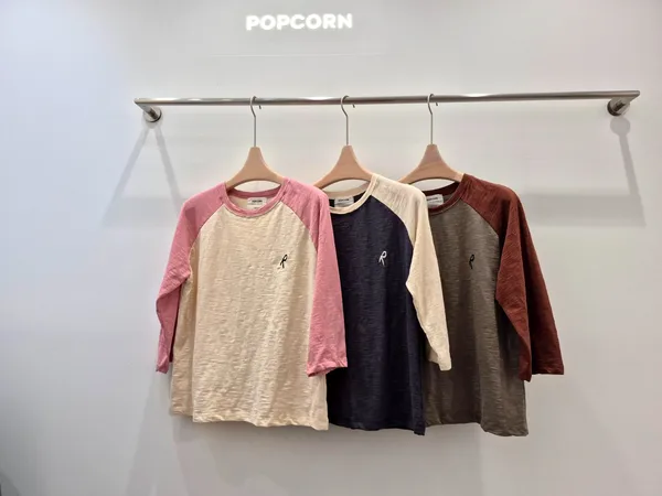 Casual Color-Block Women's Top - Comfortable and Versatile