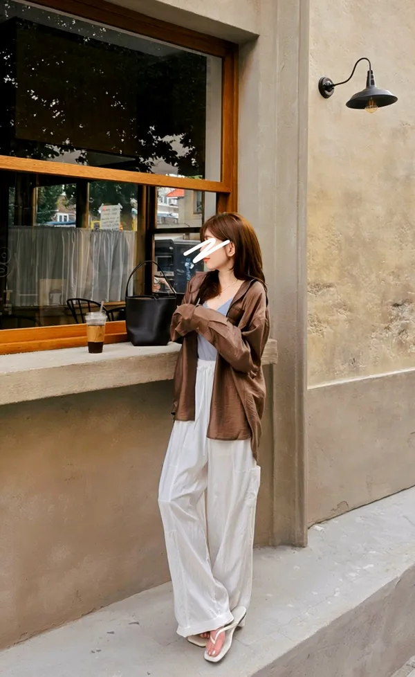 Trendy Loose Women's Top for a Comfortable Casual Look
