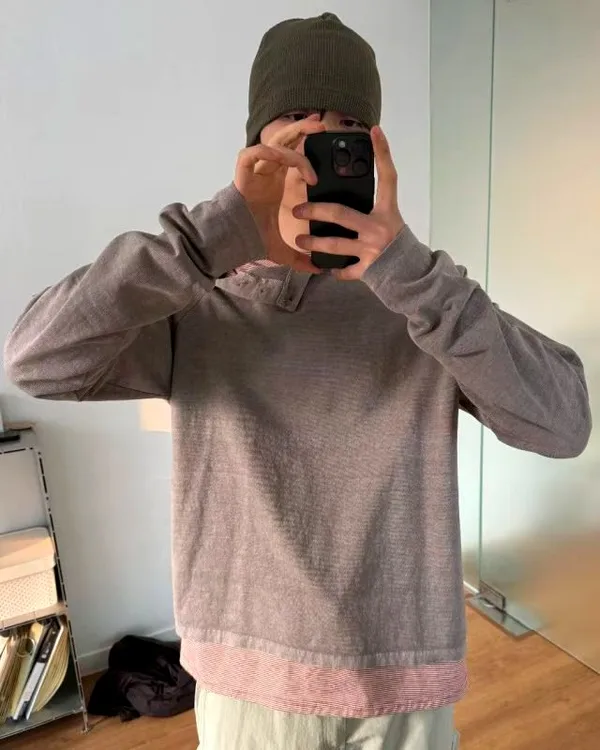 Men's Casual Long Sleeve Top - Comfortable and Breathable for Spring and Autumn Wear