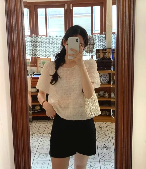 Fresh and Breathable Women's T-Shirt, Perfect for Summer Outfits