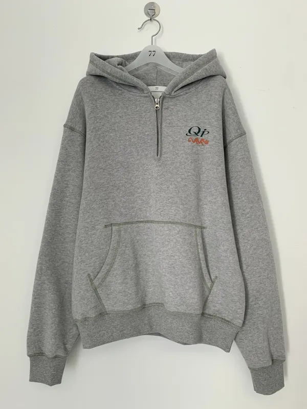 Fashionable Casual Gray Zip-Up Hoodie