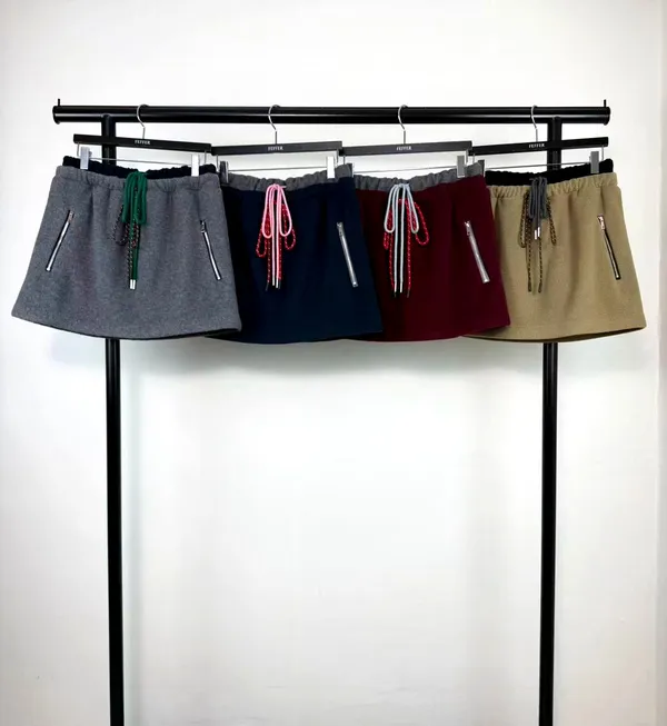 Trendy Casual Mini Skirt - Comfortable and Versatile for Spring and Summer