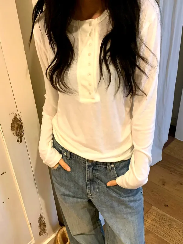 Stylish and Versatile Long Sleeve T-Shirt for Women, Comfortable and Breathable