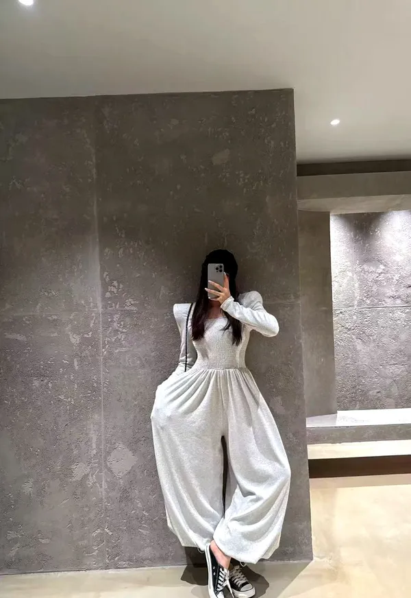 Stylish and Elegant Women's Jumpsuit, Comfortable Casual Style