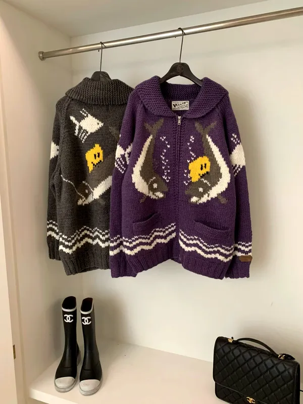 Fashionable Cute Pattern Women's Knit Cardigan - Comfortable and Stylish