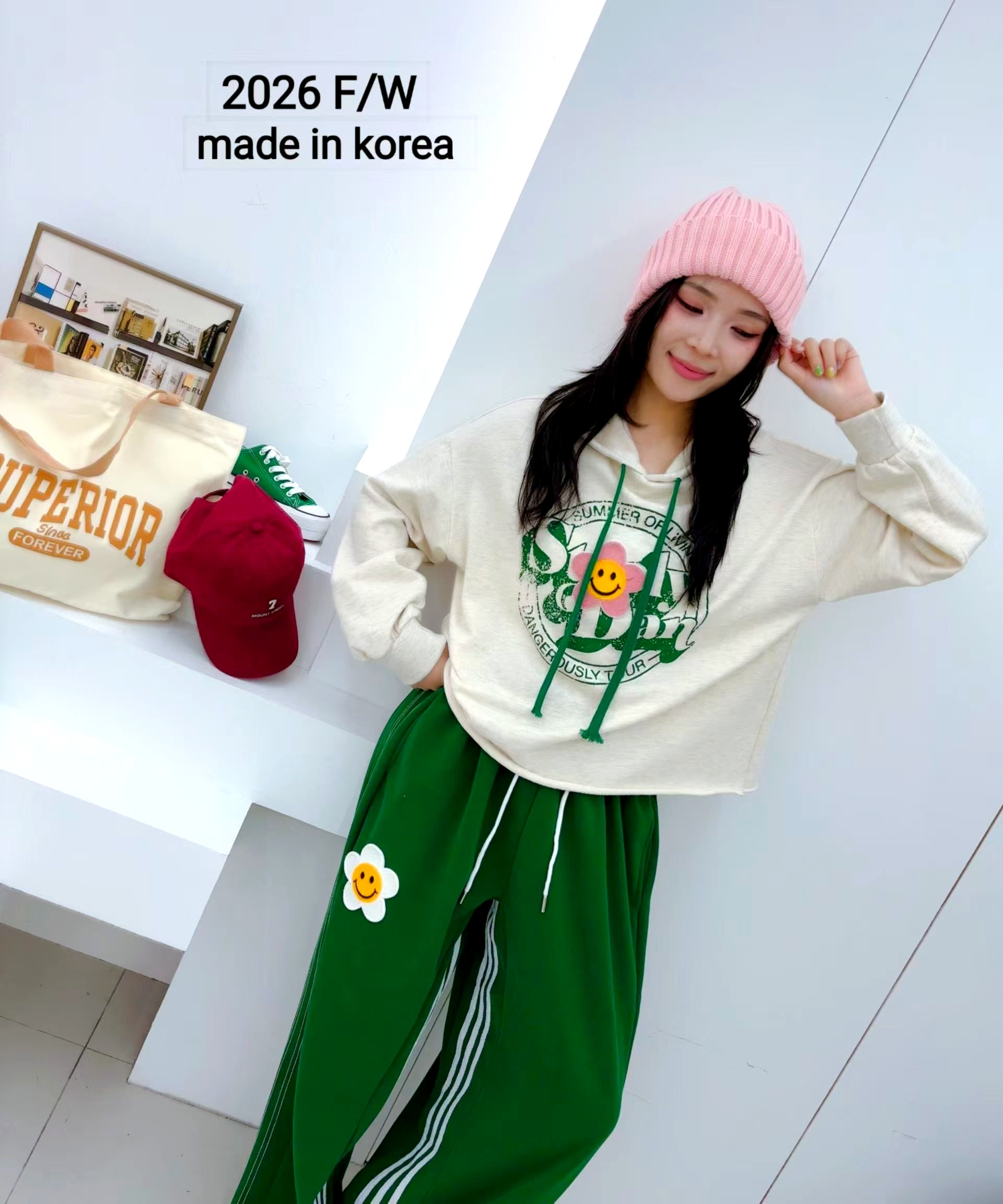 ํธ๋ ๋ํ ๋ฃจ์ฆํ ์ฌ์ฑ ํ, ํธ์ํ ์บ์ฃผ์ผ ์คํ์ผ