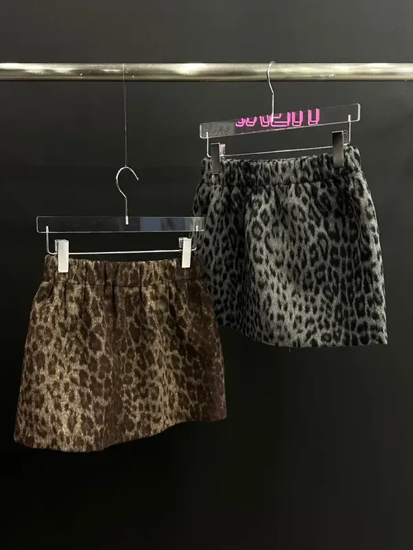 Trendy Leopard Print Mini Skirt - Showcase Your Unique Charm