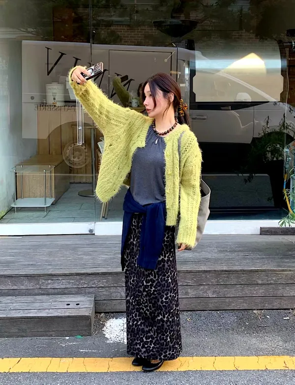 เสื้อคลุมแฟชั่นสำหรับผู้หญิง - นุ่มสบายและเข้ากันได้อย่างลงตัว