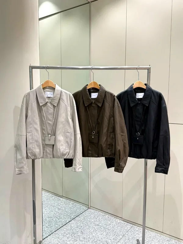 Stylish Women's Jacket, Lightweight and Comfortable, Perfect for Fall and Winter