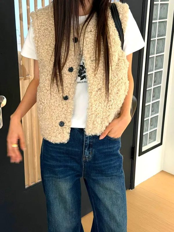เสื้อกั๊กแฟชั่นสำหรับผู้หญิง - นุ่มสบาย เหมาะกับทุกการแต่งตัว