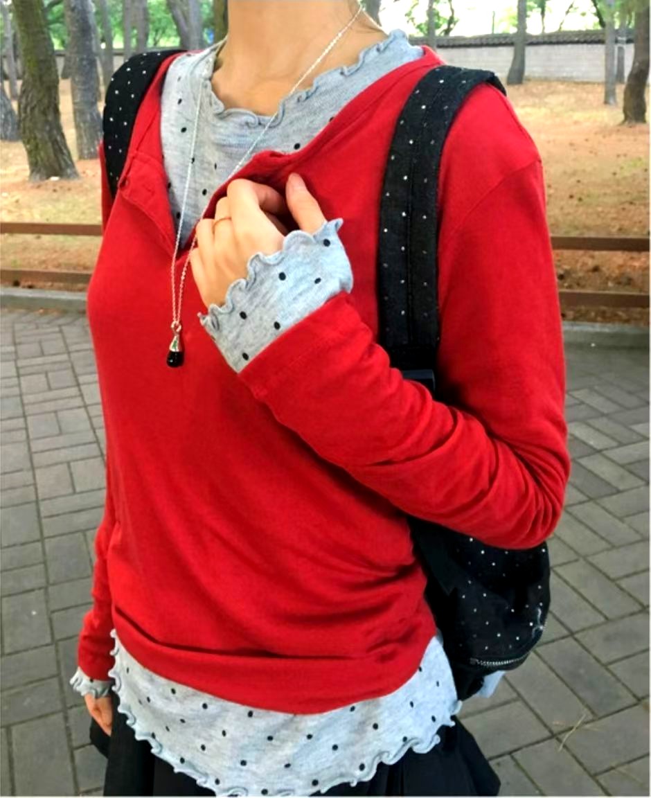 스타일리시한 레드 여성 탑 - 편안하고 다재다능한 신상품!