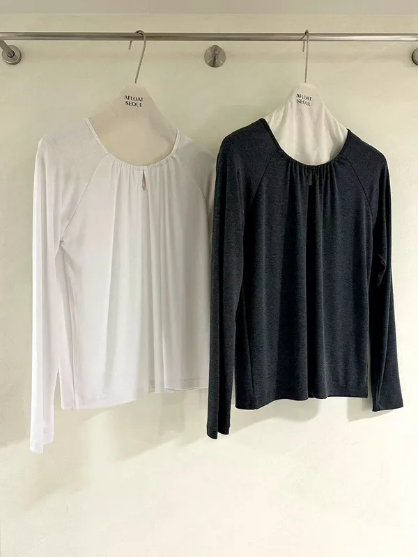 เสื้อผู้หญิงสไตล์เรียบง่าย - สบายและระบายอากาศได้ดี เหมาะสำหรับการแต่งตัวในชีวิตประจำวัน