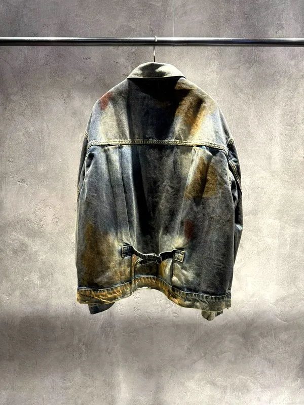 Vintage Style Men's Denim Jacket - Fashionable and Versatile