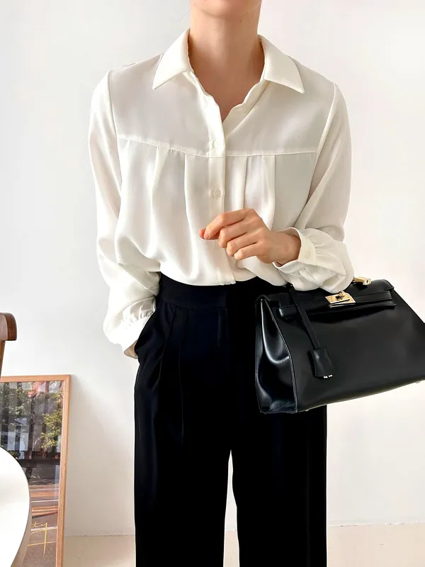 Elegant and Minimalist White Shirt, Lightweight and Breathable, Perfect Match