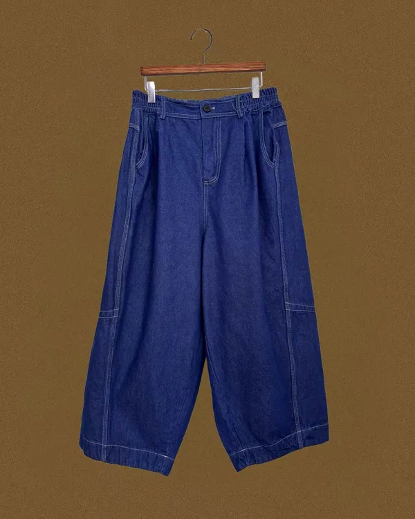 Stylish Loose-Fit Jeans, Comfortable and Versatile for Your Unique Style
