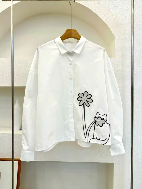 可愛刺繡花卉貓咪設計女裝上衣