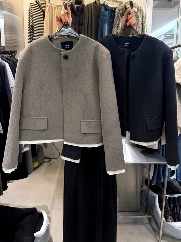 Stylish Minimalist Women's Coat, A Must-Have for Elegance