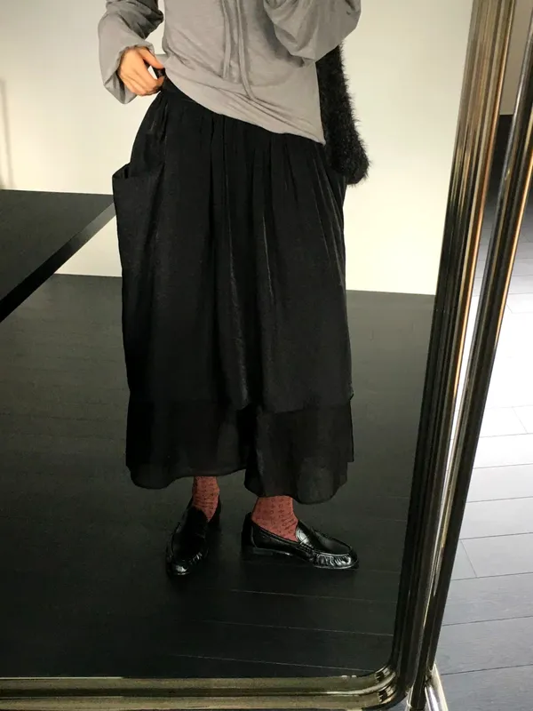 Elegant Black Maxi Dress, Lightweight and Comfortable, Perfect for Fall and Winter Coats