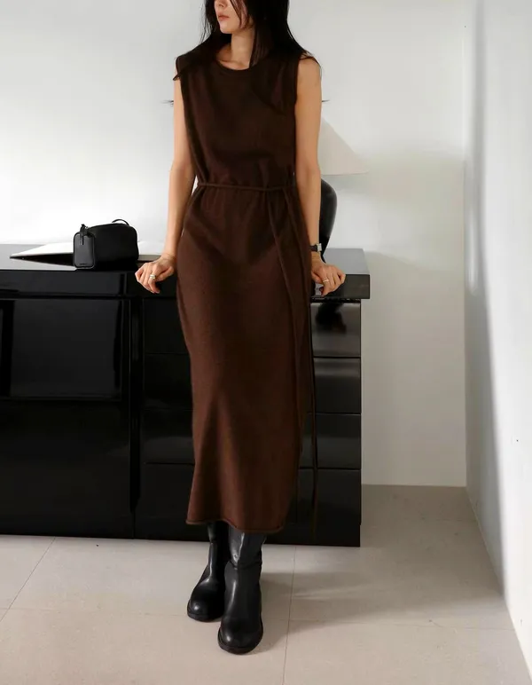 Elegant and Minimalist Brown Dress to Showcase Femininity