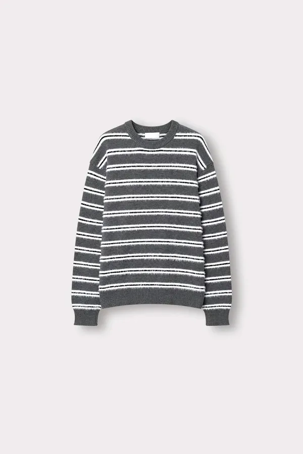 Classic Striped Men's Knit Top - Comfortable and Stylish