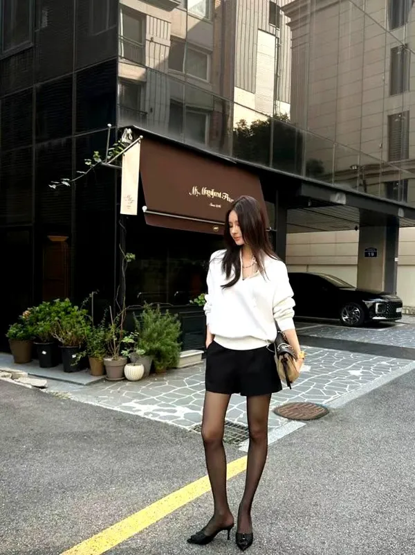 Fashionable and Minimalist Women's Shorts, Comfortable and Versatile