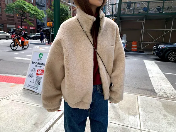 Warm and Comfortable Women's Jacket, Fashionable and Versatile