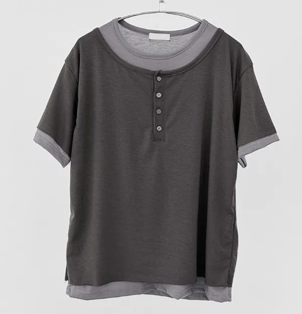 Stylish and Minimalist Round Neck Short Sleeve T-Shirt