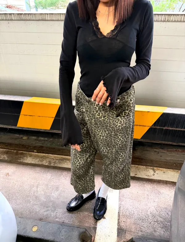 Fashionable Casual Leopard Print Pants - Comfortable and Versatile