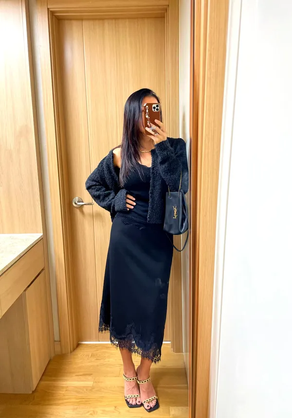 Elegant Black Maxi Dress with Lace Trim, Showcasing Your Charming Aura