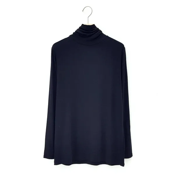 Stylish and Comfortable Women's T-Shirt - Perfect for Any Occasion