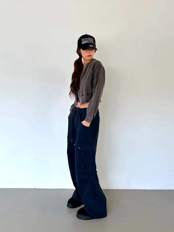 時尚休閒女裝上衣，舒適百搭