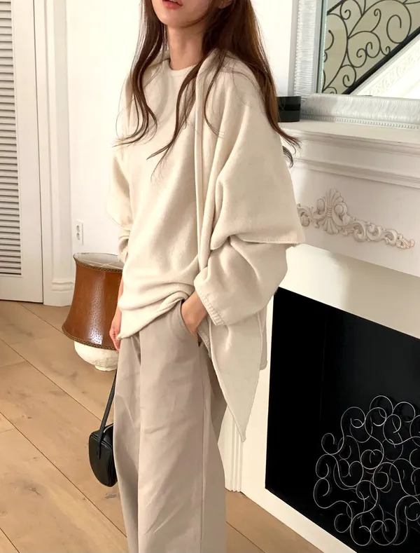 Minimalist Sweater, Comfortable and Versatile, A Must-Have for Autumn and Winter