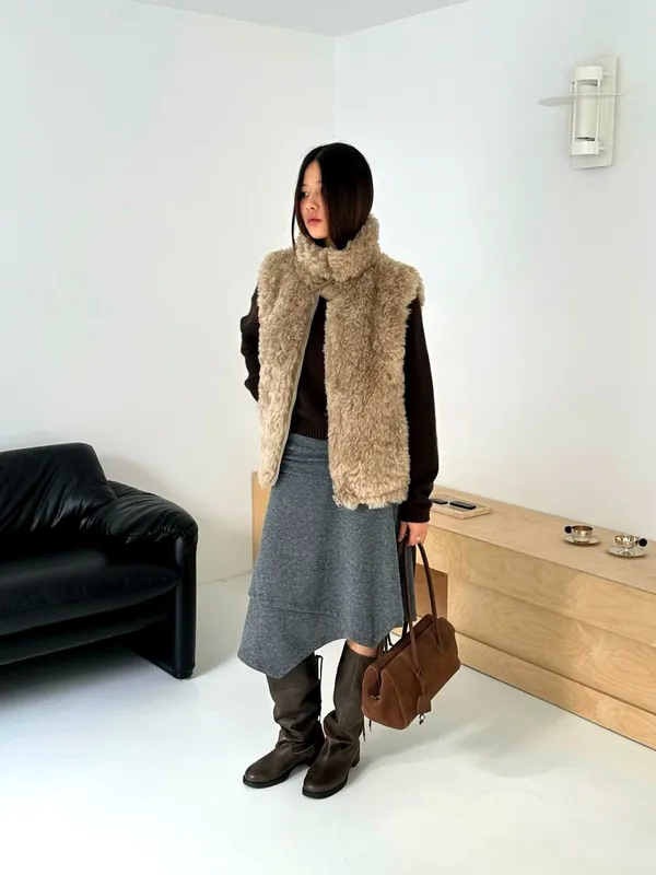 Stylish Women's Vest Jacket - Warm and Comfortable, Perfect for Fall and Winter