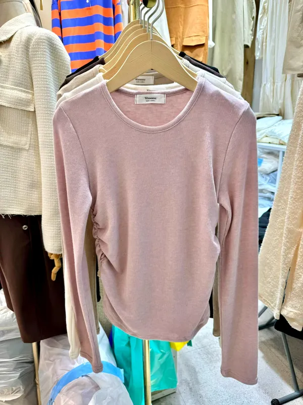 T-Shirt Lengan Panjang Merah Jambu yang Lembut dan Selesa, Padanan Sempurna untuk Musim Luruh dan Sejuk Sale
