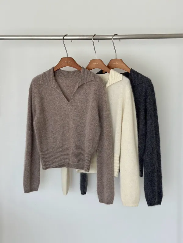 Stylish and Minimalist V-Neck Sweater, Comfortable and Warm