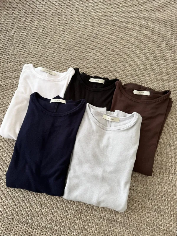 Comfortable and Versatile Round Neck T-Shirt for Everyday Wear