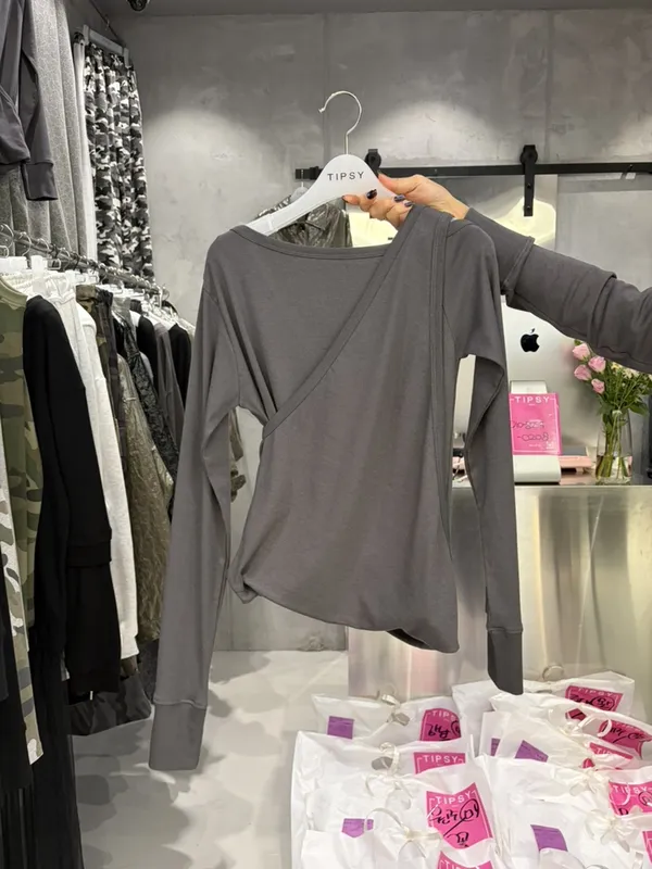 Fashionable Simple Gray Long Sleeve T-Shirt, Comfortable and Versatile