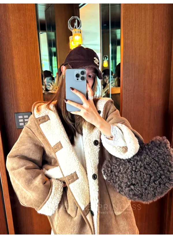 Stylish Women's Coat - Warm and Comfortable, Perfect for Any Outfit