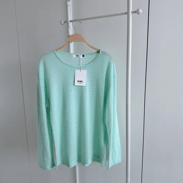 Fresh Striped Long Sleeve T-Shirt, Comfortable and Breathable for Spring and Autumn Wear