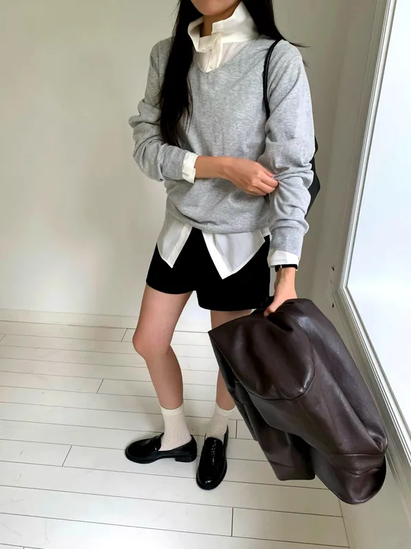 Elegant Women's Top, Lightweight and Comfortable