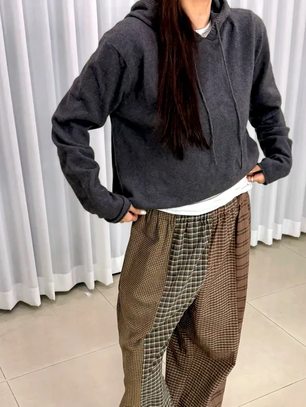 เสื้อผู้หญิงเรียบง่ายและสบาย สไตล์แฟชั่นสบายๆ