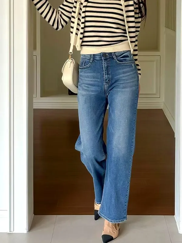 Trendy Loose Women's Denim Jeans - Comfortable and Versatile