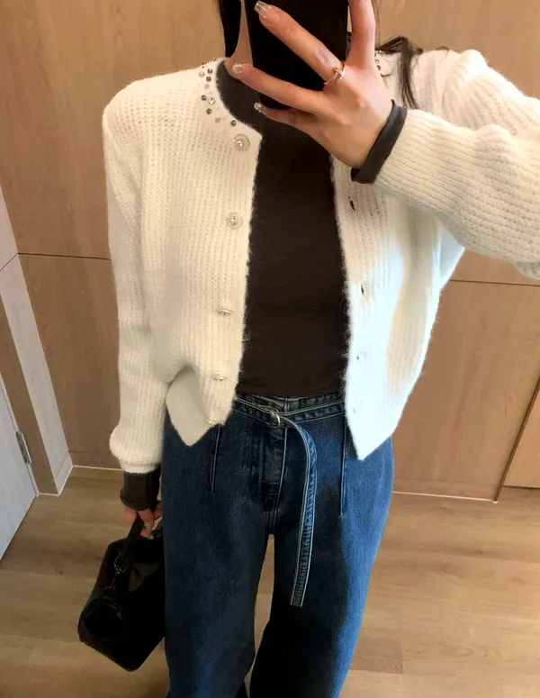 Stylish Versatile Women's Cardigan, Soft and Comfortable, Elegant Charm