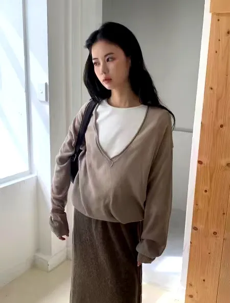 Fashionable Casual Knit Sweater - Comfortable and Versatile for Fall and Winter