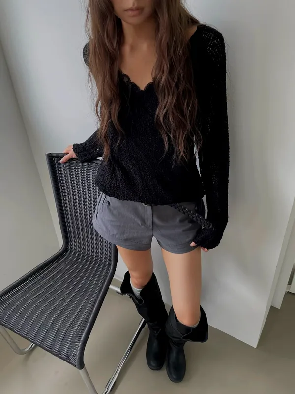 Stylish Black Women's Top - Breathable and Comfortable, Perfectly Paired with Shorts