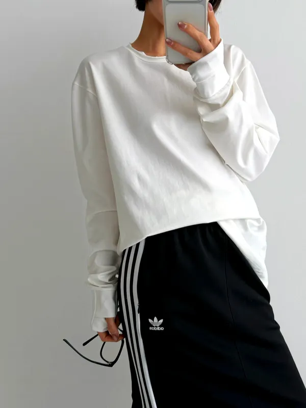 เสื้อยืดแขนยาวชายแบบมินิมอล สบายๆ ใส่ได้ทุกวัน